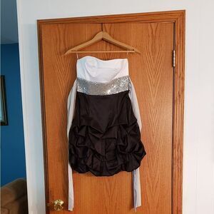Gorgeous Ruby Rox Strapless Formal Dress Sz 3
